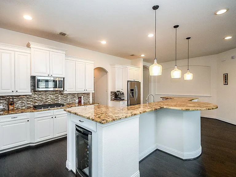 28426 Rolling Ridge Dr — Photo 8