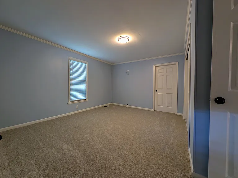 107 W Cooper St — Photo 27