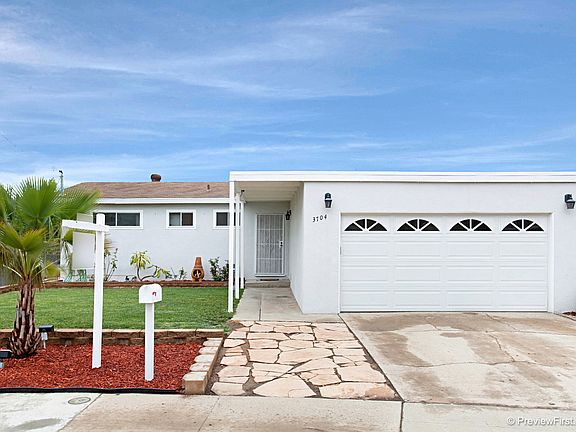 2nd image of 3704 Suffolk Dr