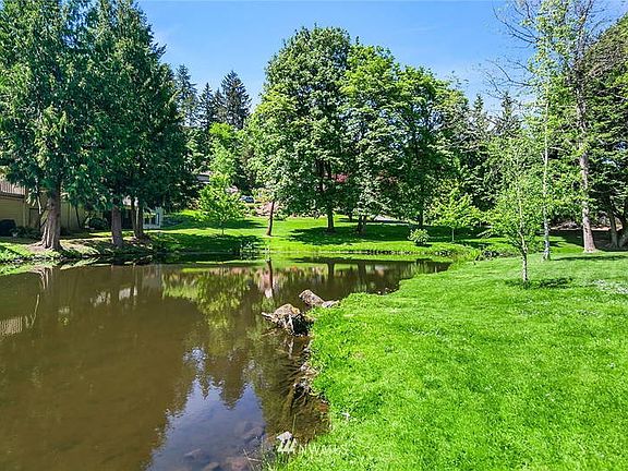 4th image of 1108 Bellefield Park Ln #1108