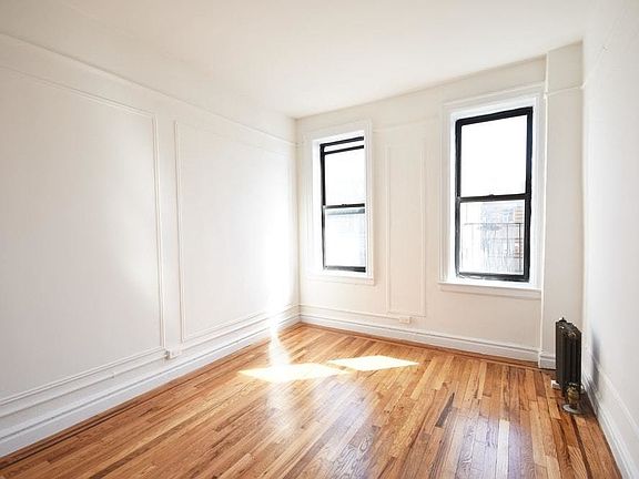 5th image of 100 Cooper St APT 6B