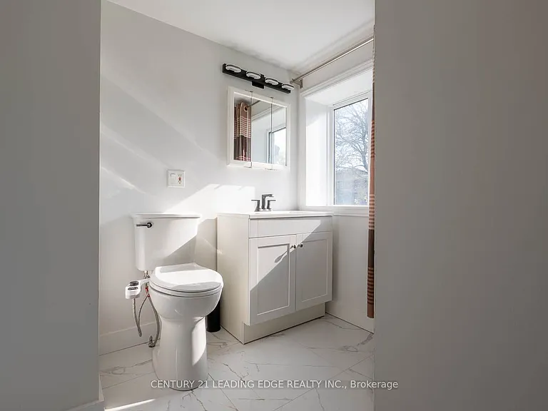 61 Wilkins St #A — Photo 15