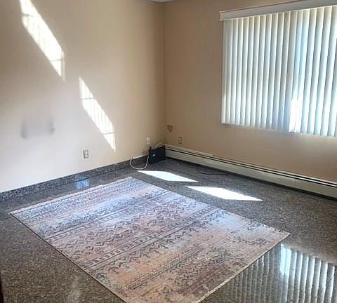 5th image of 2408 Cypress Ave