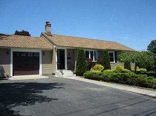 2 Beach St, North Providence, RI 02904