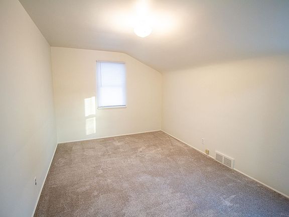 2nd image of 1814 Glendale Ave