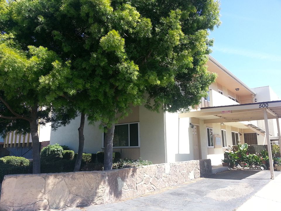2nd image of 500 N Ventura Rd APT 6