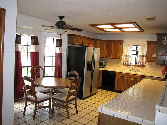 Large kitchen 
