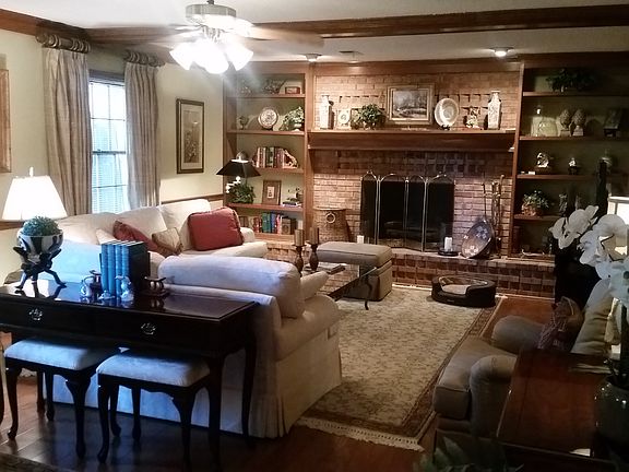 4th image of 329 Summerfield Ln