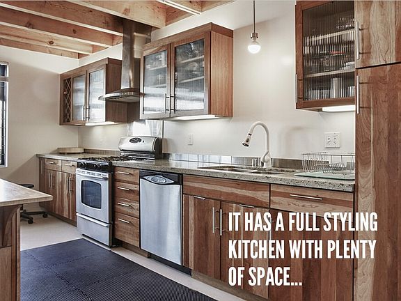 2nd image of 1695 15th St #5