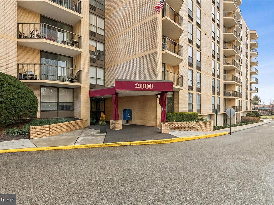 1st image of 666 W Germantown Pike APT 2716