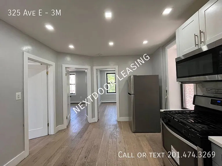 325 Avenue E #3M — Photo 6