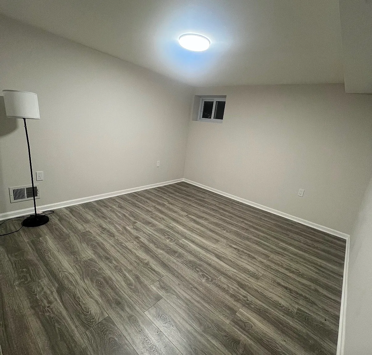 6960 W Melrose St — Photo 2