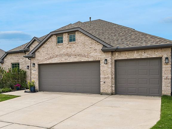 2nd image of 4341 Swallow Dr