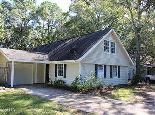 2302 Dogwood St, Pascagoula, MS 39567