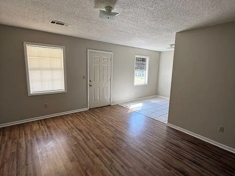 43 Smith Rd — Photo 3
