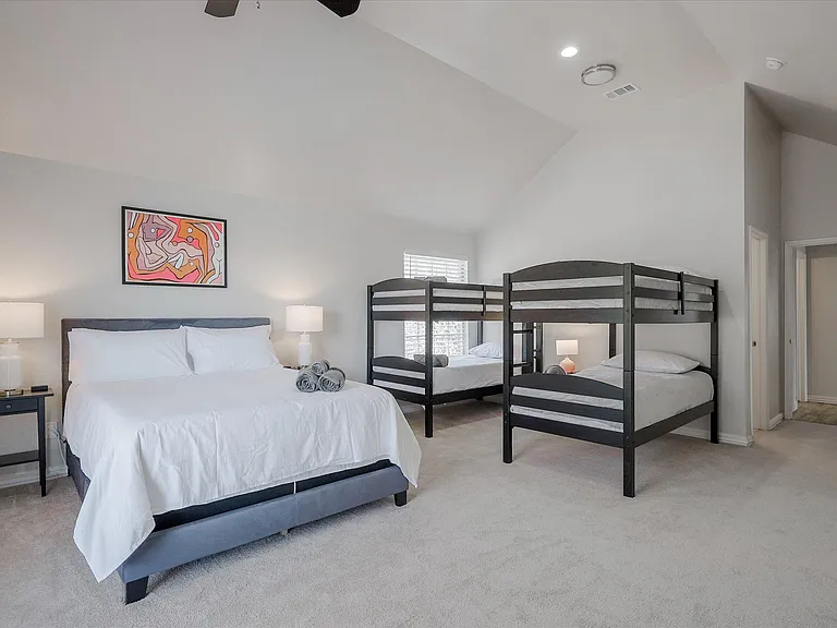 2620 Bordeaux Dr — Photo 45