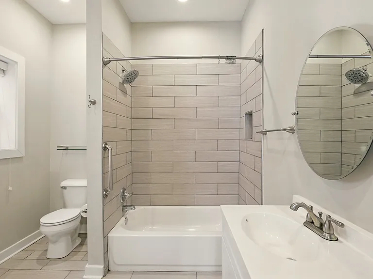 1025 S 1st St #1 — Photo 10