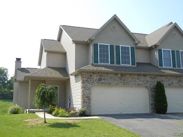 1st image of 208 S Kathryn St