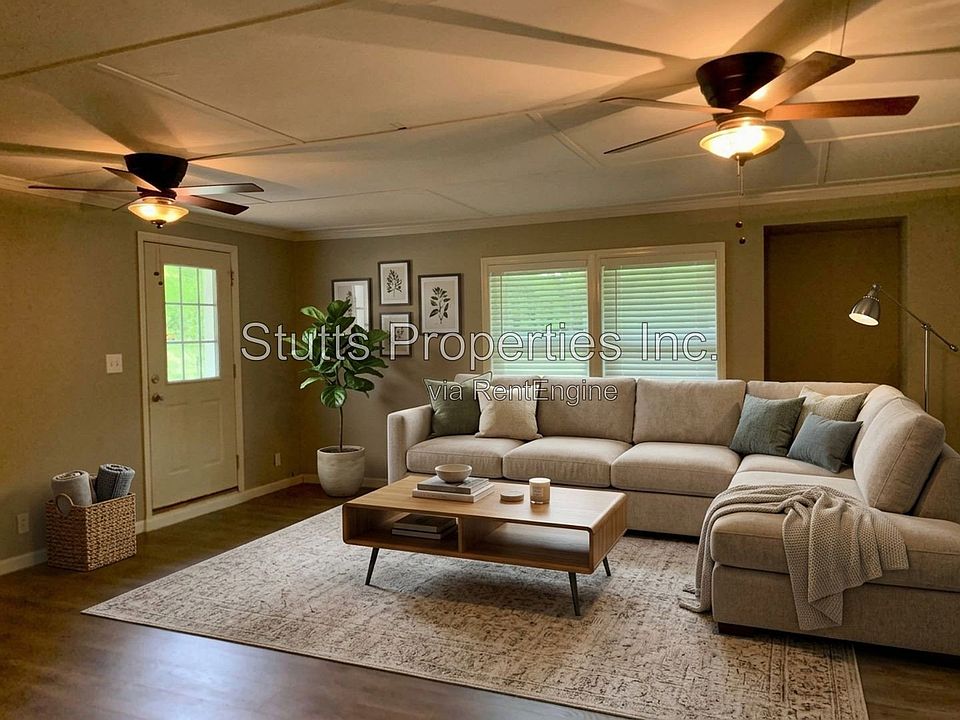 1st image of 2100 Woodland Rd