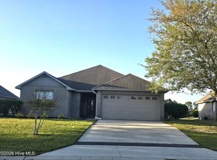 51 Castle Bay Drive, Hampstead, NC 28443