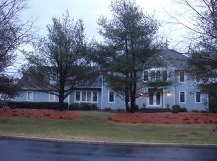 9 Miller Farms Dr, Miller Place, NY 11764