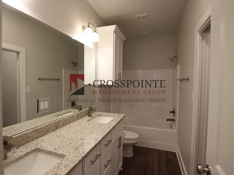 731 Freedom Way — Photo 6