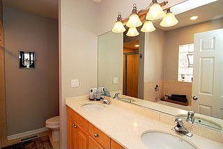 2nd image of 4862 N Kenmore Ave #1N