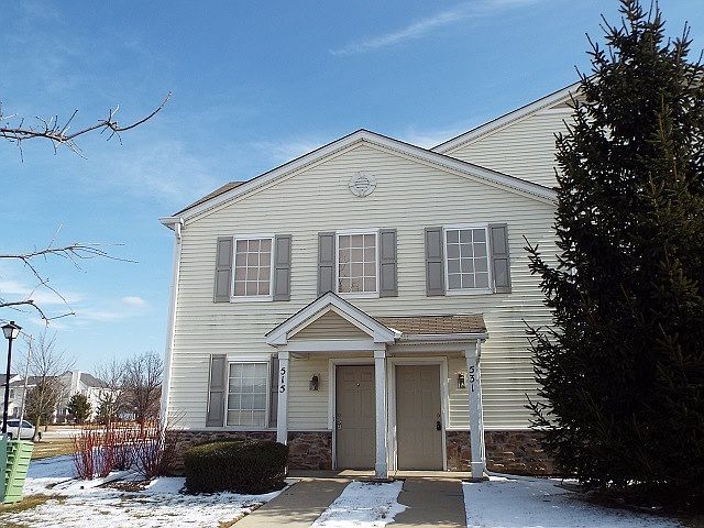 1st image of 515 Silverstone Dr