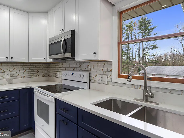 5 Orchard Pl — Photo 24