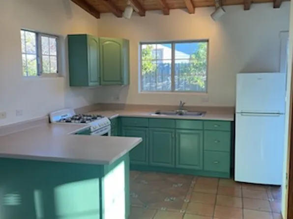 1218 Blanchard St #B, Santa Barbara, CA 93103