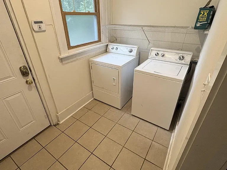 110 S College Ave — Photo 15