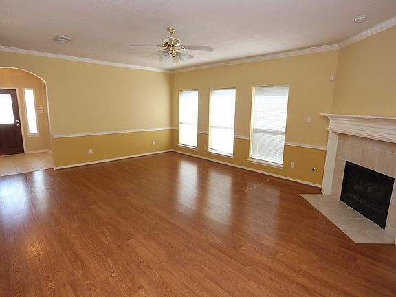 5th image of 5103 Playa Dr
