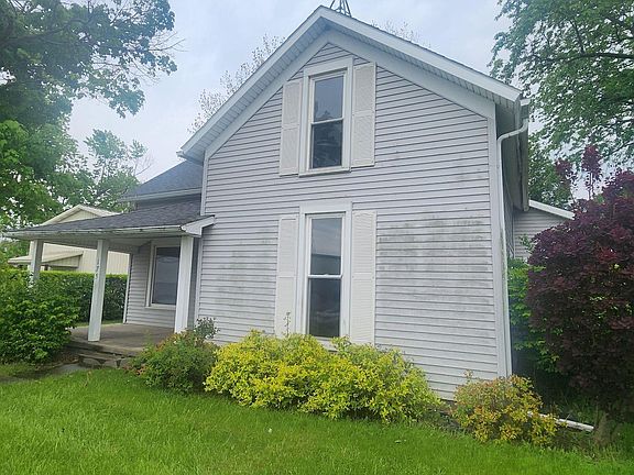 3rd image of 175 W Logan St