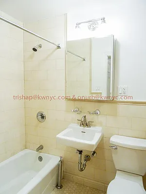 Rented by Keller Williams NYC | media 23