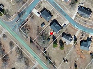 732 Chipmeadow Ln, York, SC 29745