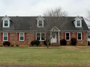 1216 Woodbridge Dr, Clarksville, TN 37042