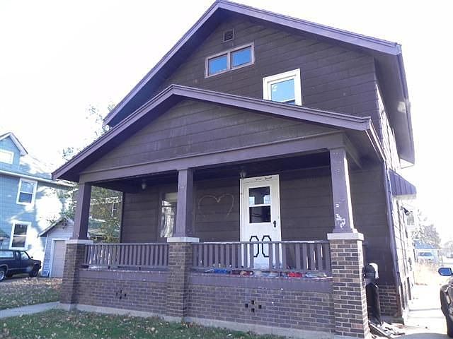 1st image of 817 15th Ave