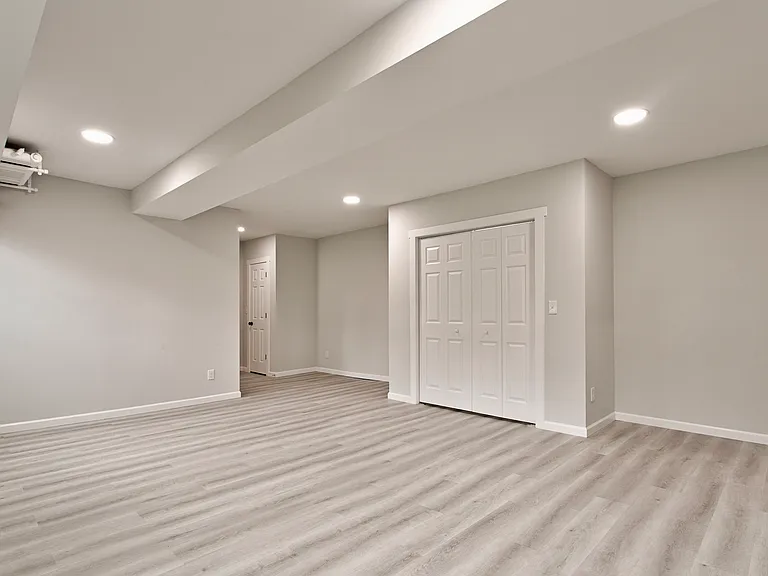 3900 Edwards Rd #4 — Photo 4
