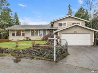 2711 SW 105th St, Seattle, WA 98146