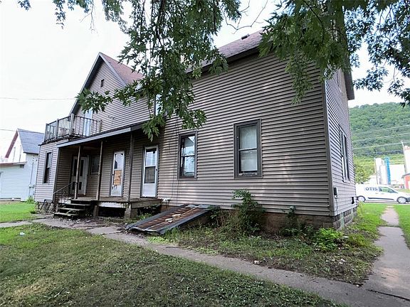 5th image of 107 N Main Street