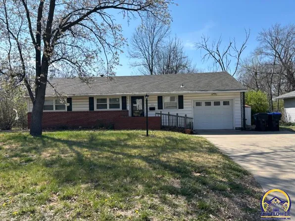 1321 SW McAlister Ave, Topeka, KS 66604