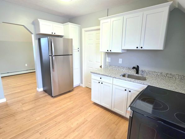 manchester-new-hampshire-95346584 picture