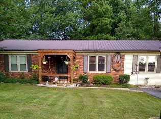 401 Embry Villa Dr, Leitchfield, KY 42754