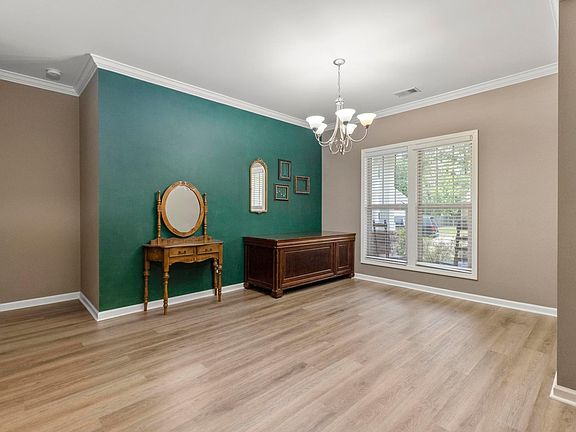 4th image of 2243 Turnbury Ln