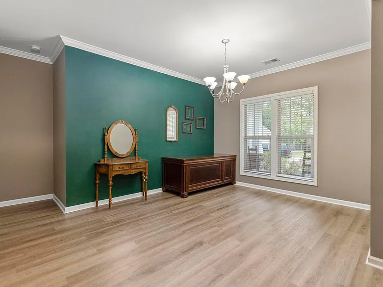 2243 Turnbury Ln — Photo 4
