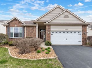 17205 Mendota Dr, Lockport, IL 60441