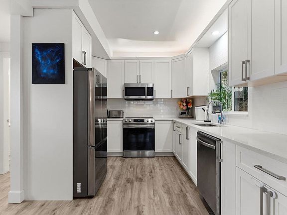 5th image of 750 Hot Springs Rd #17