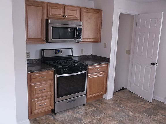 5th image of 2813 Gloth Ave