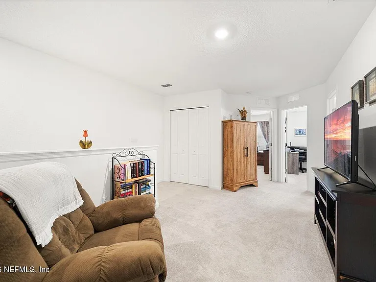 35 Carmella Ct — Photo 11