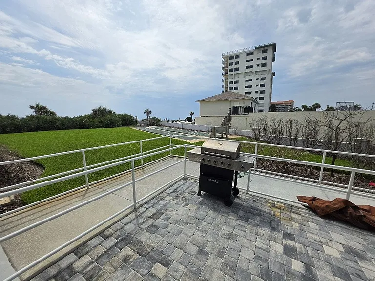 5301 S Atlantic Ave #11 — Photo 23